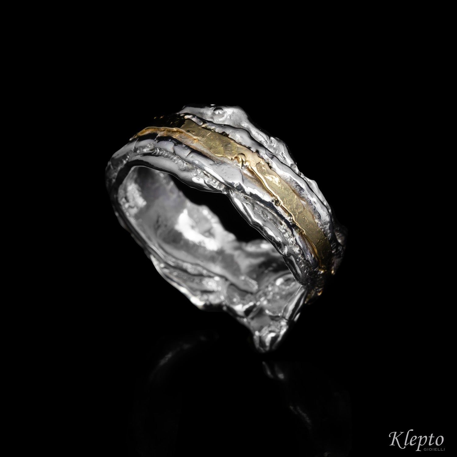 Anello in Argento Silnova® con dettagli in oro giallo