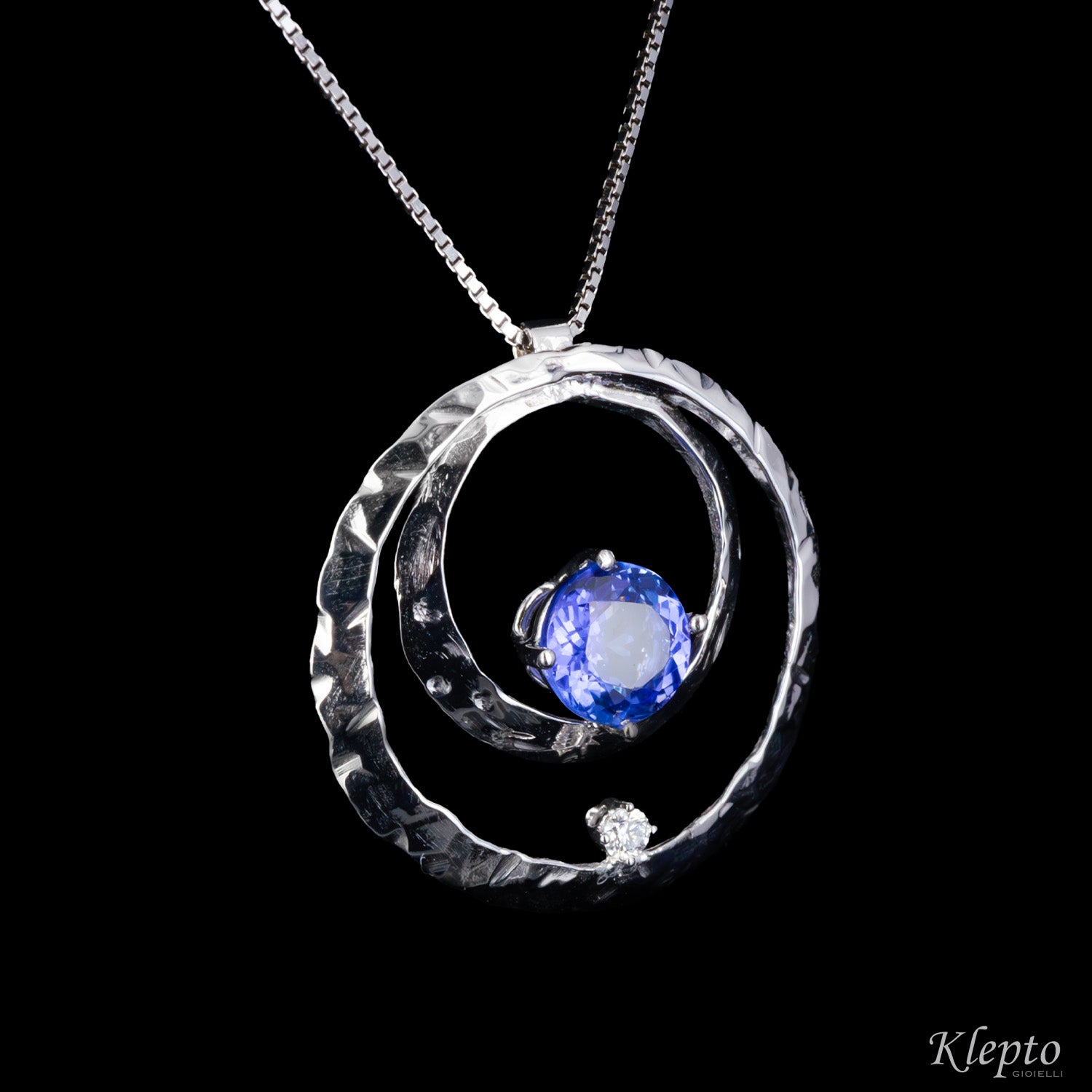 Pendente in oro bianco con Tanzanite e Diamante